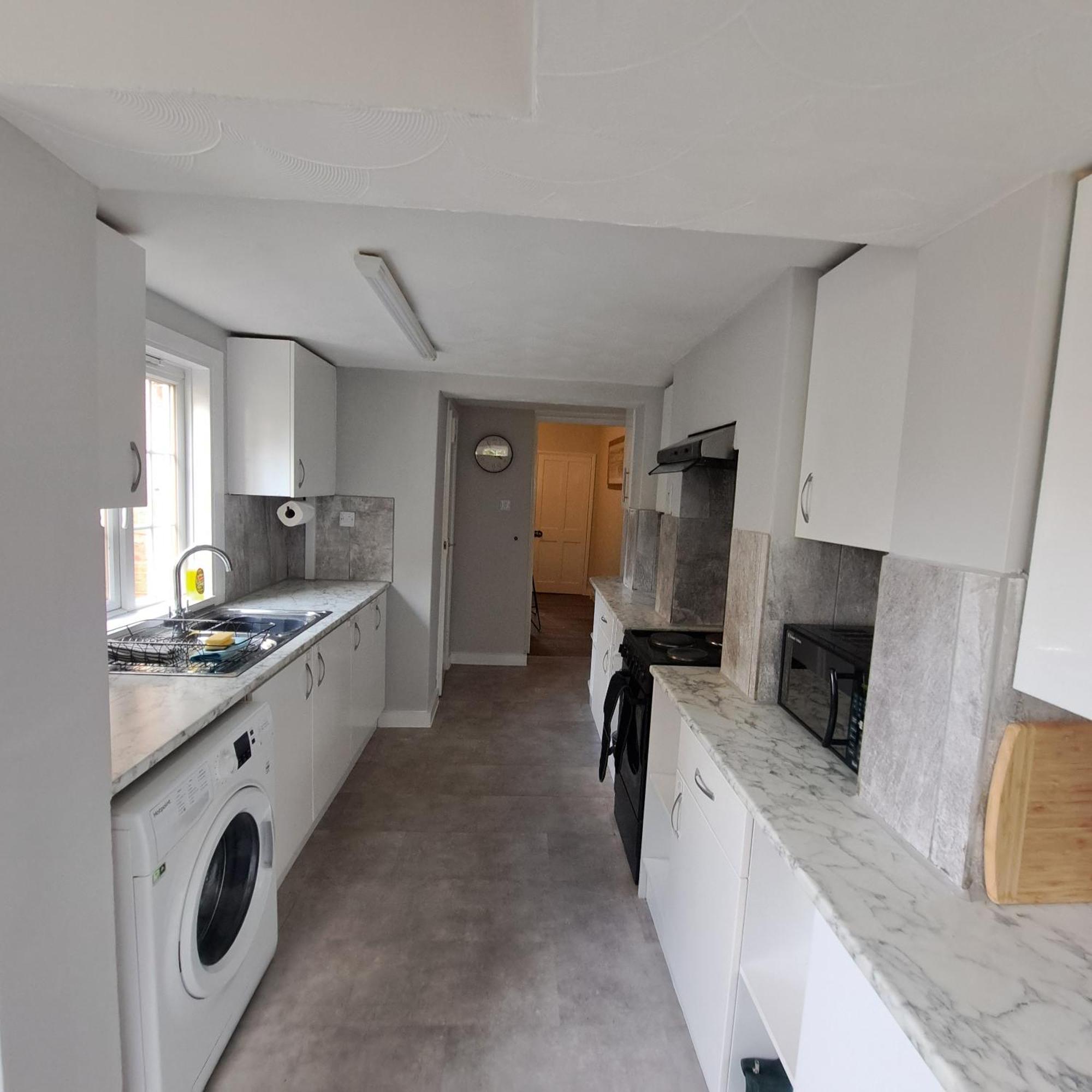הנטיגדון Generous 3 Bed In The Heart Of The Village מראה חיצוני תמונה